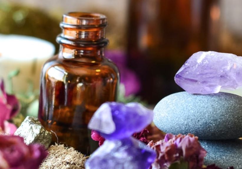 Essential oils are crystalline in nature