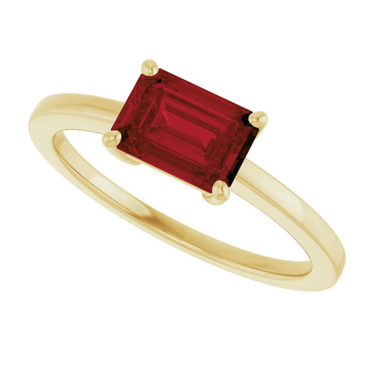 14K Yellow Gold Natural Mozambique Garnet Solitaire Ring