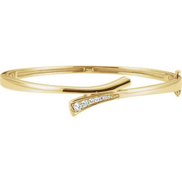 14K Yellow Gold 1/4 CTW Diamond Bangle Bracelet - Pranic Lifestyle